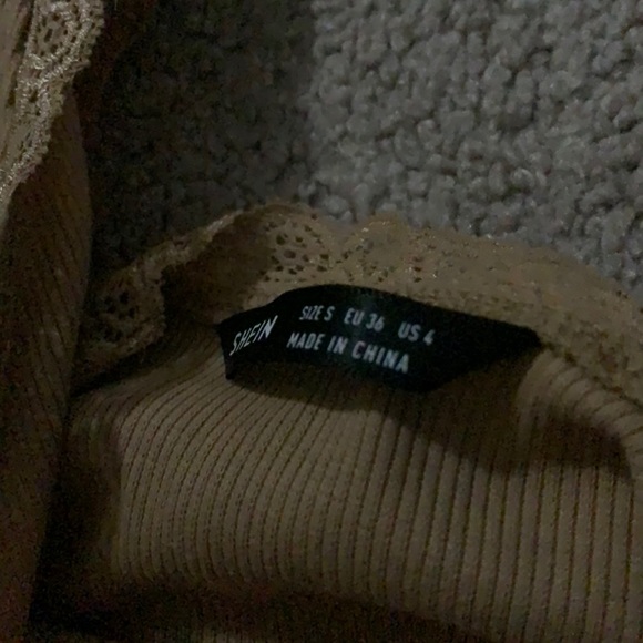 cropped tank top - Picture 4 of 4